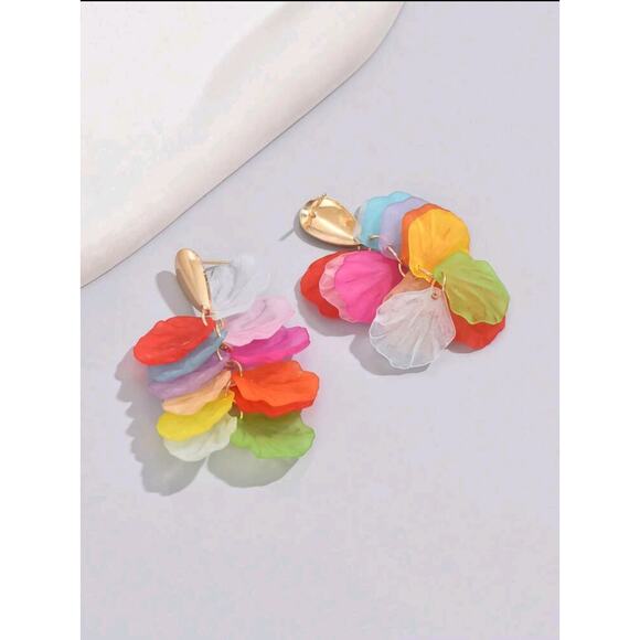 Long Multi-Layer Faux Shell Dangle Earrings for Women -Elegant Statement Jewelry - Picture 8 of 8